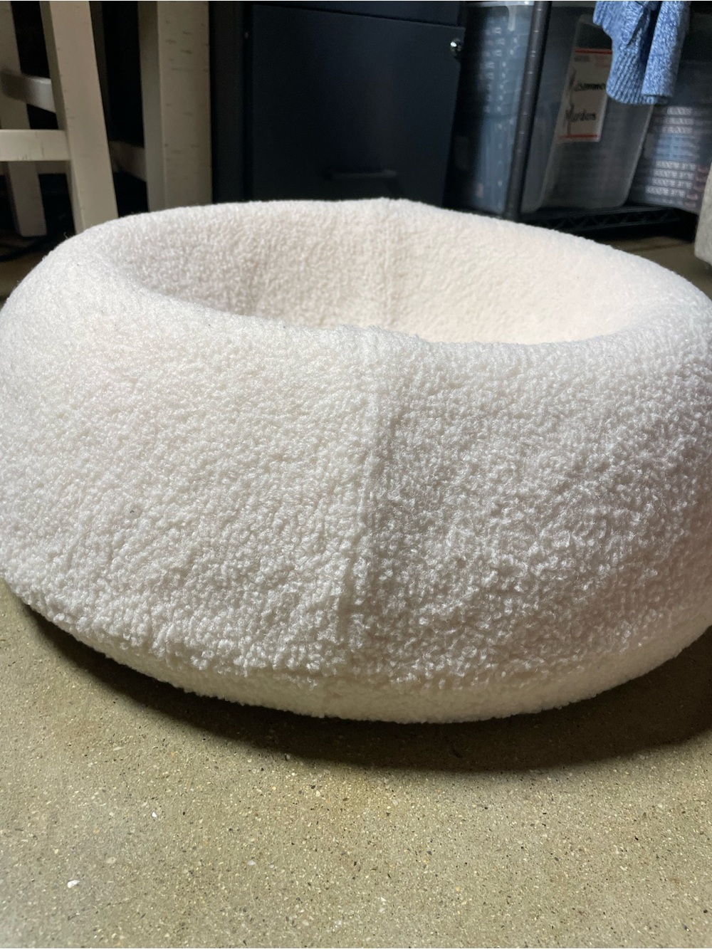 Tuft + Paw Plush Cream Round Sherpa “The Puff” Cat Bed - Picture 12 of 16